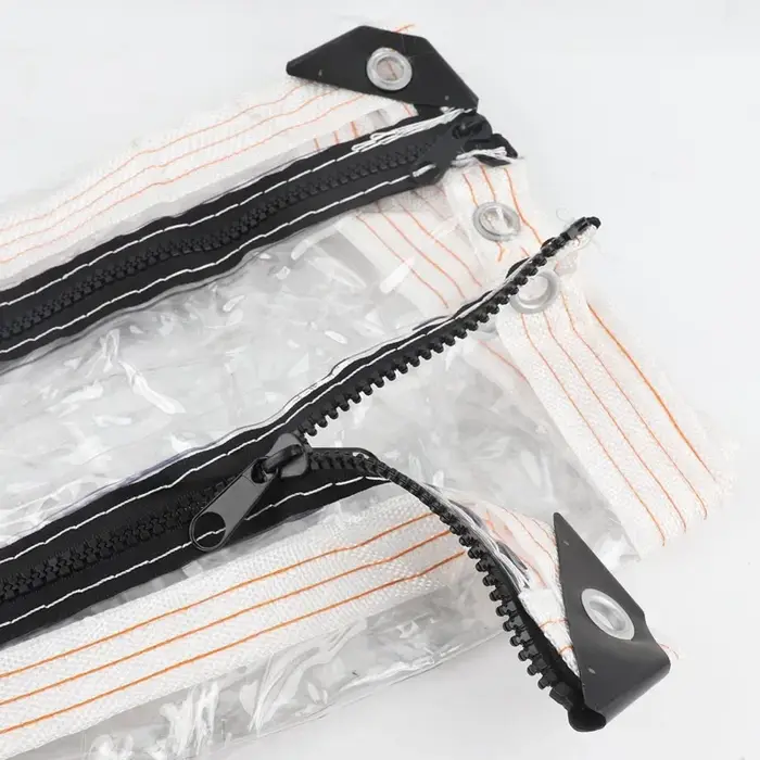 Bâche transparente personnalisée avec fermeture éclair