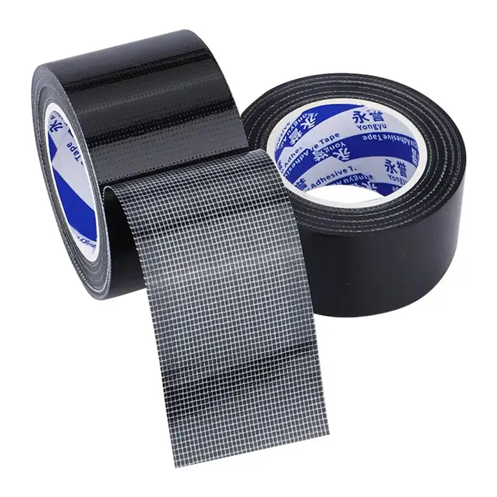 Ruban adhésif en tissu noir robuste