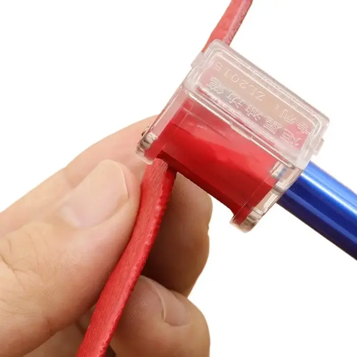 Rouleau applicateur de peinture pour bords en cuir
