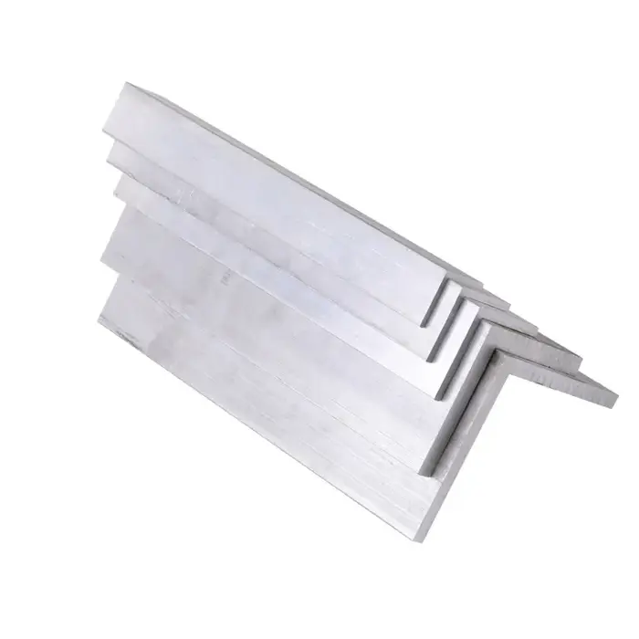 Profilé de bordure triangulaire en aluminium