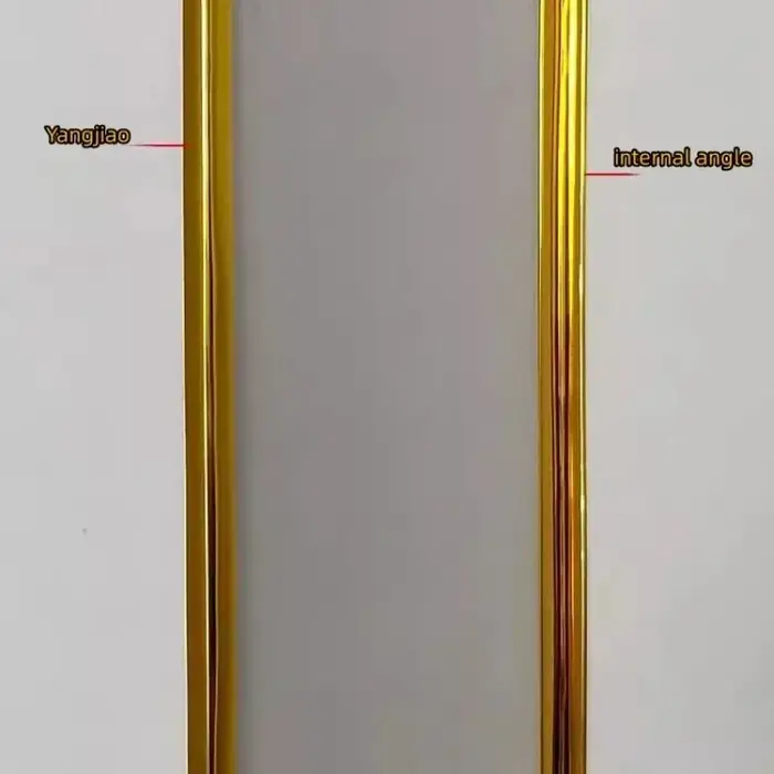 Bande de protection d'angle intérieur et extérieur