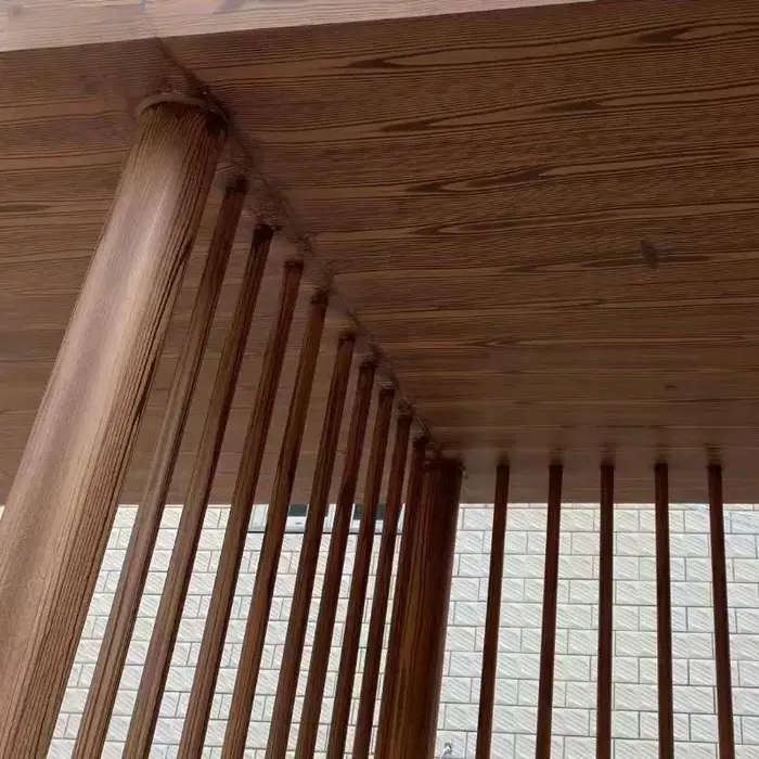 Outil de grain de bois en caoutchouc