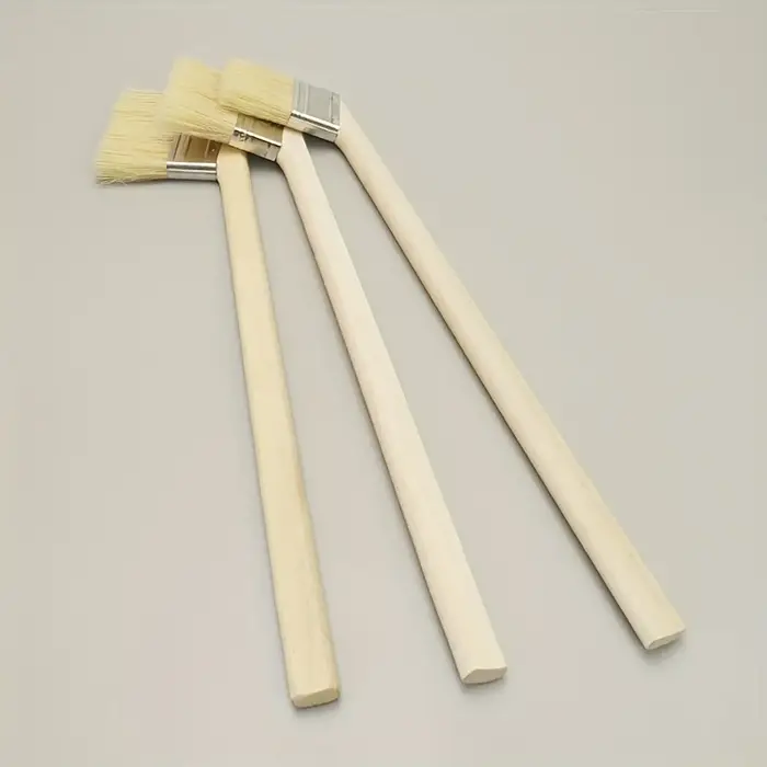 Pinceaux d'angle polyvalents