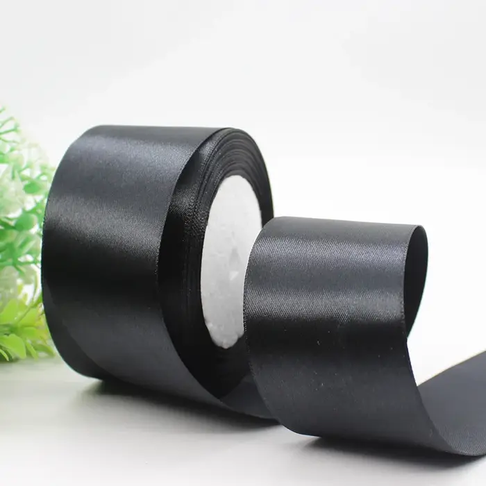 Rubans en Satin noir de 25Yards