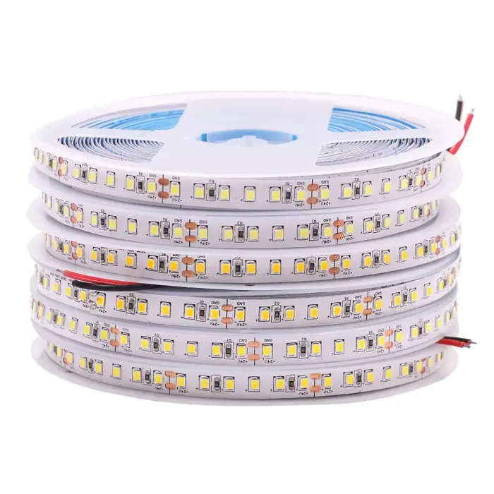 Bande LED SMD2835 12V 24V 5m 10m 15m 20m