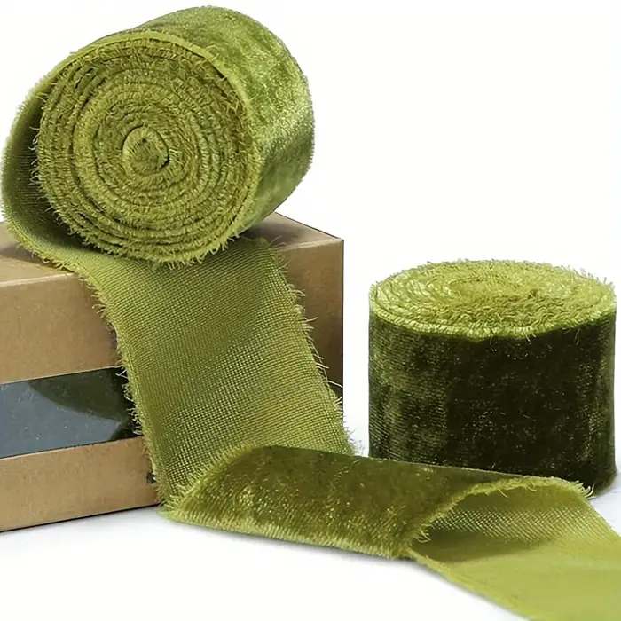 Rubans de bordure effilochés en velours