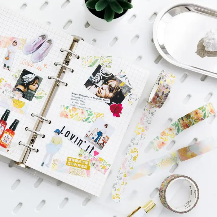 1 rouleau de ruban Washi à motifs floraux variés