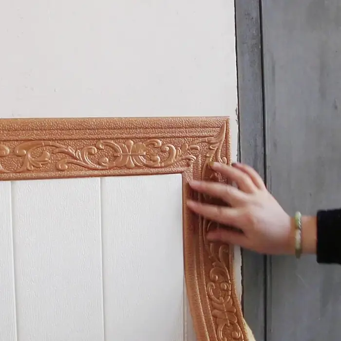 Bande de bordure murale 3D autocollante imperméable de 10 m/rouleau pour plinthe et décoration