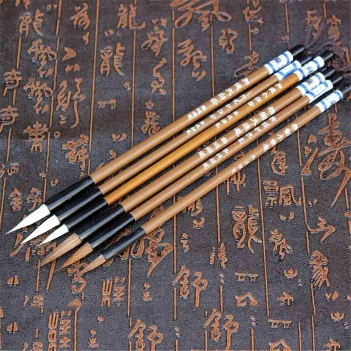 Pinceau de calligraphie traditionnel chinois en poils de loup