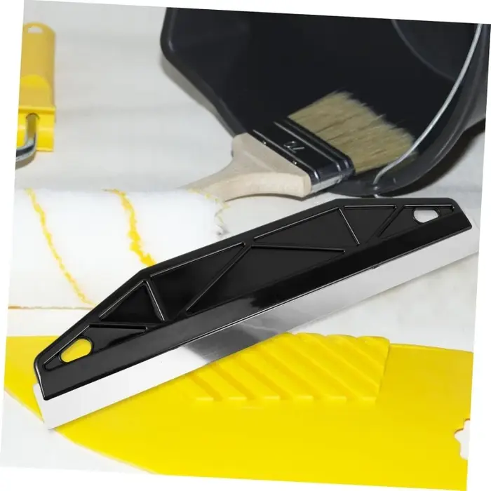 Bouclier de peinture jaune professionnel de 12 pouces : poignée ergonomique pour une coupe et un bordage de précision. Durable pour un usage domestique et commercial.