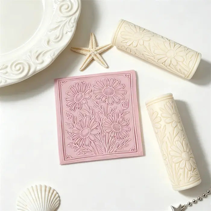 Rouleau à embosser motif marguerite