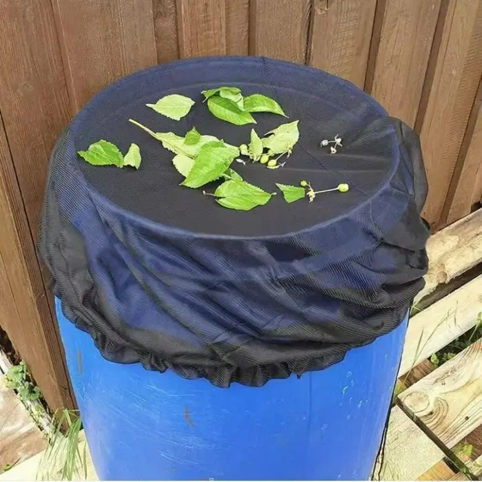 Housses de protection pour barils de pluie