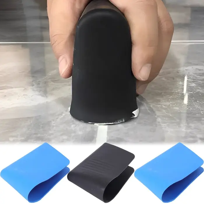 Outil de raclage de remplissage de joints