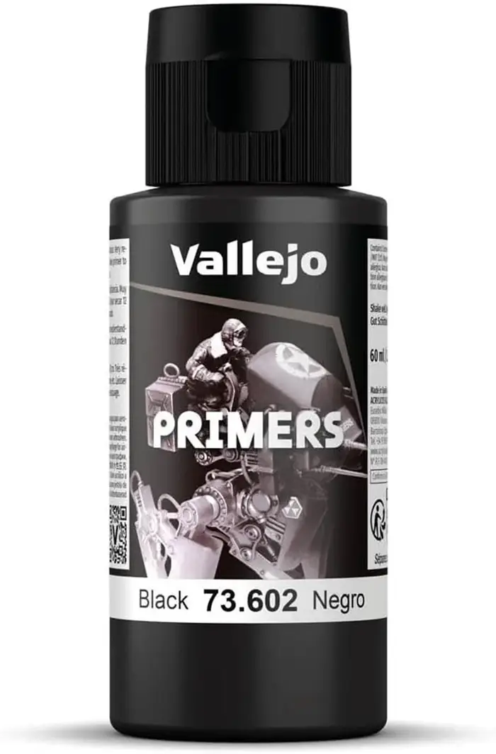 Vallejo | Apprêt acrylique noir | Finition mate et séchage rapide | Parfait pour l'aérographe et une excellente adhérence à la mode des figurines et à l'échelle