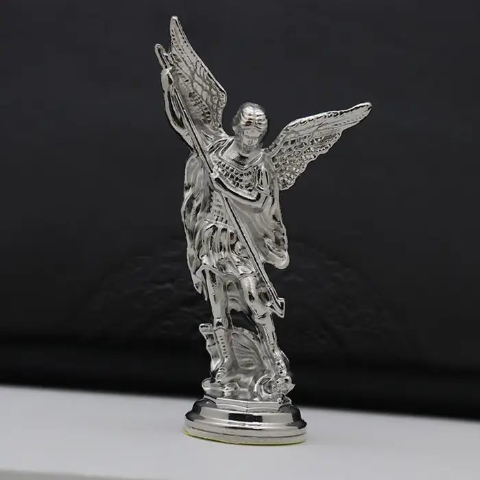Figurine chrétienne Saint Michel