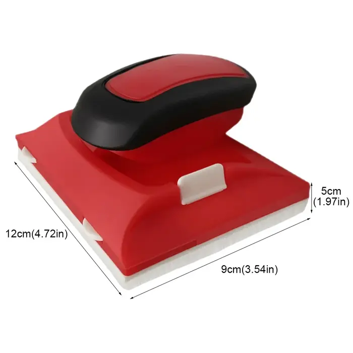 Coupe-bordure de peinture rouge