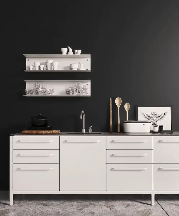 1 rouleau de papier peint auto-adhésif en vinyle noir mat prêt à décoller, adapté aux murs de pièces, aux comptoirs de cuisine et aux armoires