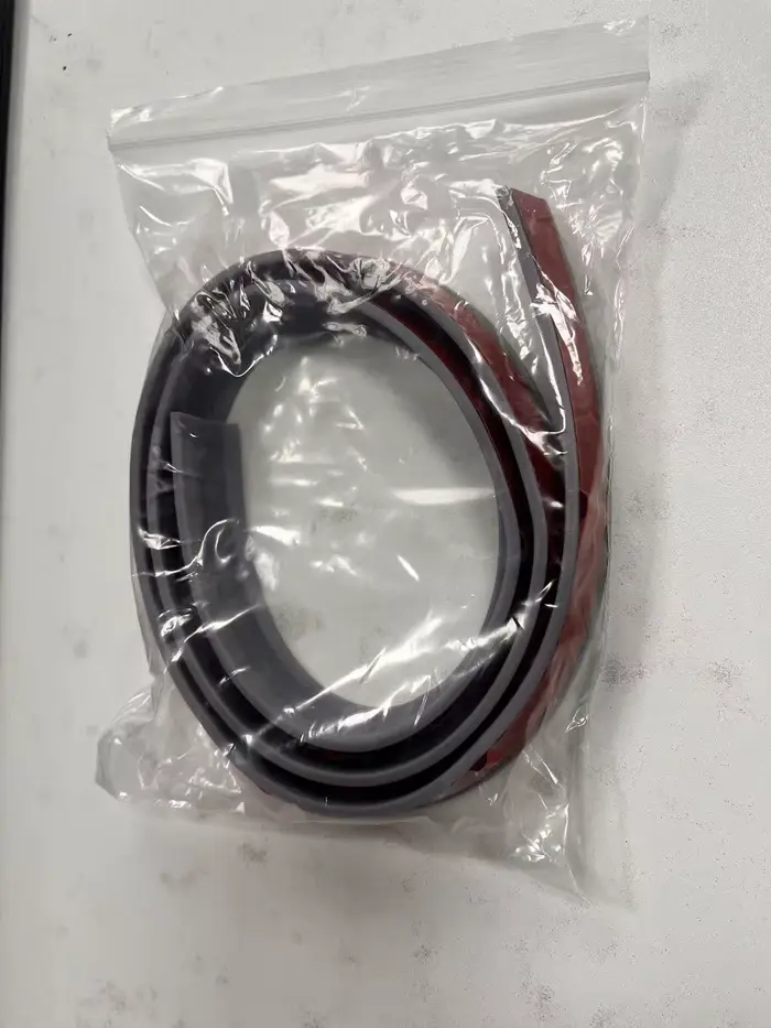 1 rouleau de bandes décoratives élégantes en PVC auto-adhésives - Flexibles et pliables pour les mur