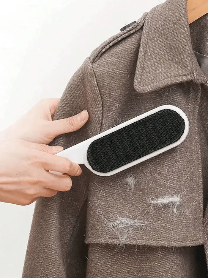 Rouleau à peluches électrostatique