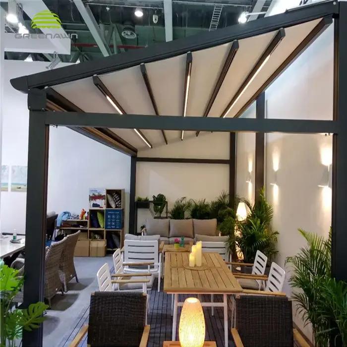 Couvre-pergola imperméable mural en PVC pour pergola rétractable