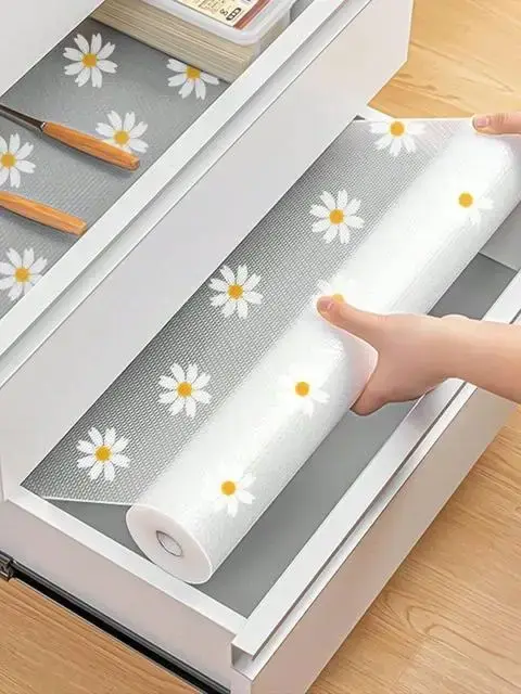Revêtement d'étagère en rouleau pour armoires de cuisine