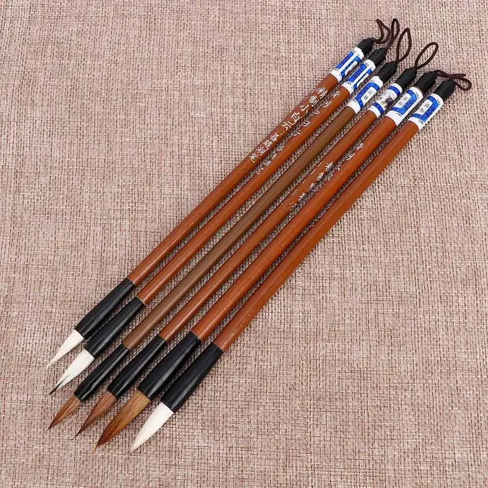 Pinceau de calligraphie traditionnel chinois en poils de loup