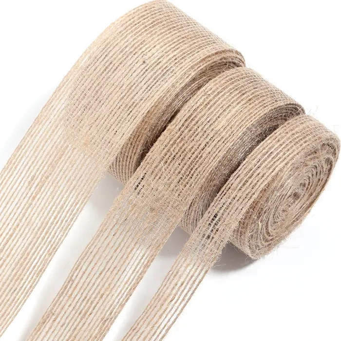 Rouleau de ruban en toile de jute naturelle vintage